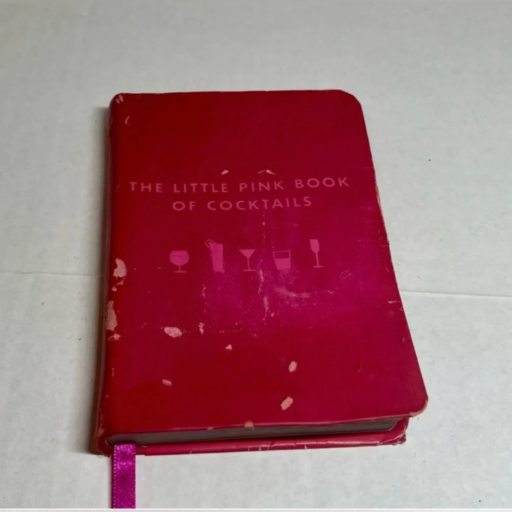 VINTAGE “THE LITTLE PINK BOOK OF COCKTAILS” (HOSTING, PARTIES and BARTENDING)